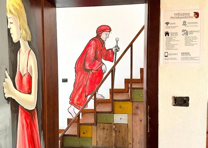 Hostel Divina Τίρανα